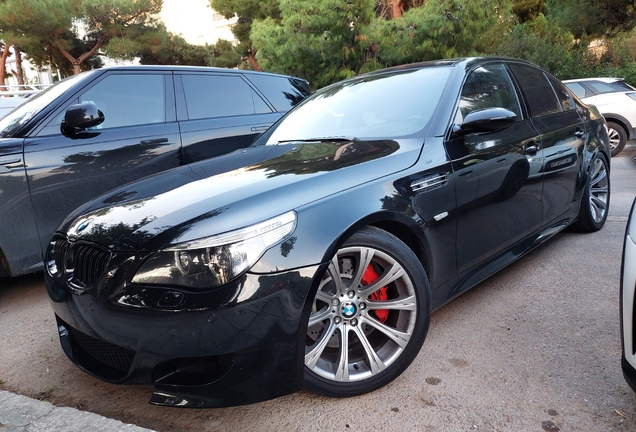 BMW M5 E60 2005
