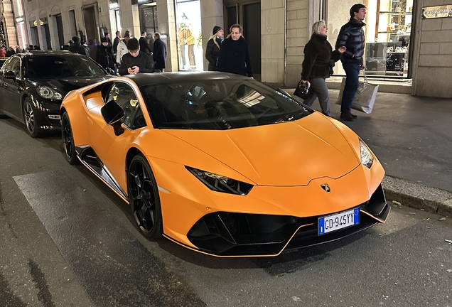 Lamborghini Huracán LP640-4 EVO