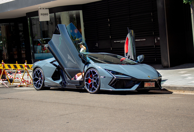 Lamborghini Revuelto