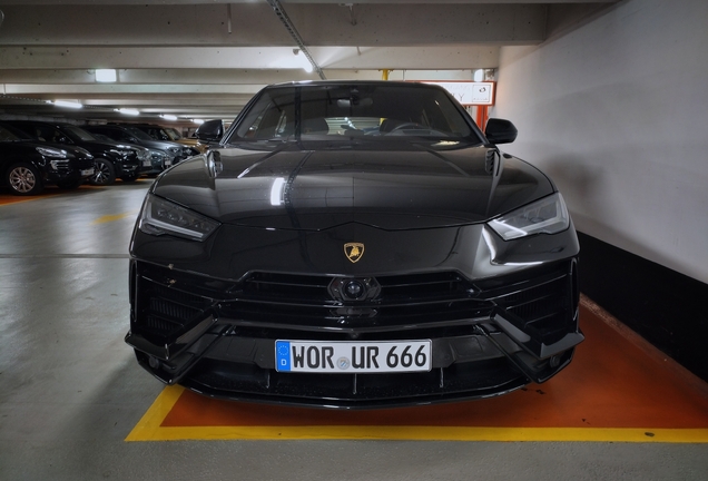 Lamborghini Urus S