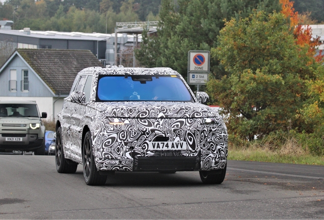 Land Rover Defender Sport