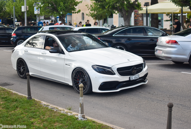 Mercedes-AMG C 63 S W205