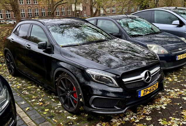 Mercedes-Benz GLA 45 AMG X156