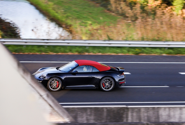 Porsche 992 Carrera 4S Cabriolet MkI