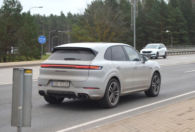 Porsche 9YA Cayenne Turbo E-Hybrid