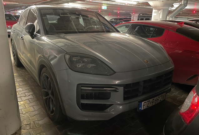 Porsche Cayenne Coupé Turbo E-Hybrid