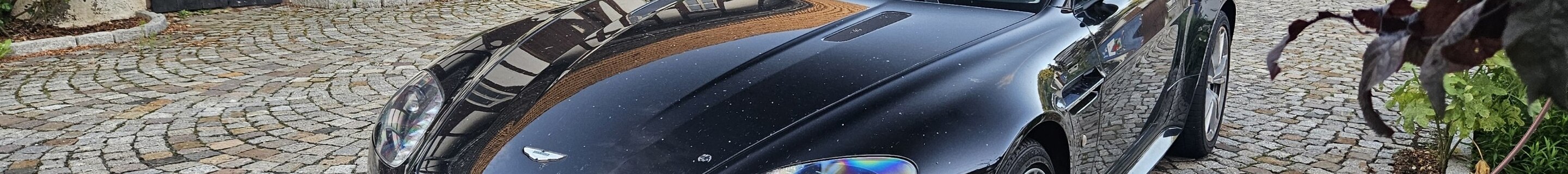 Aston Martin V8 Vantage N430 Roadster