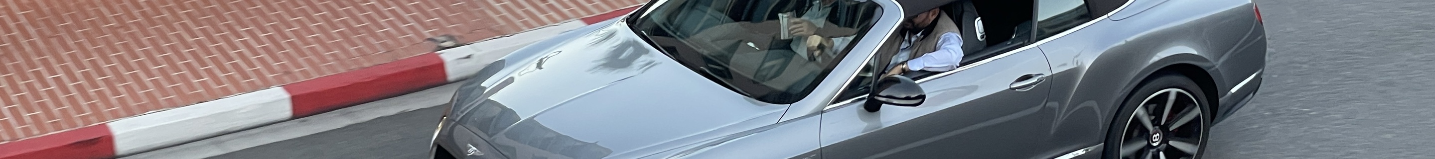 Bentley Continental GTC V8