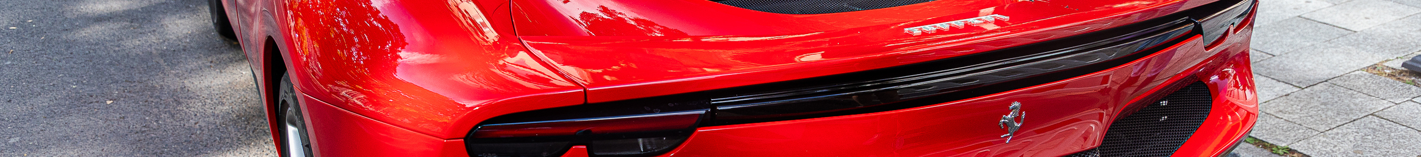 Ferrari 296 GTS