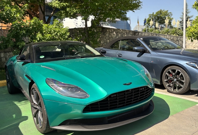 Aston Martin DB11 V8