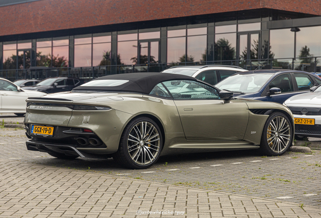 Aston Martin DBS Superleggera Volante