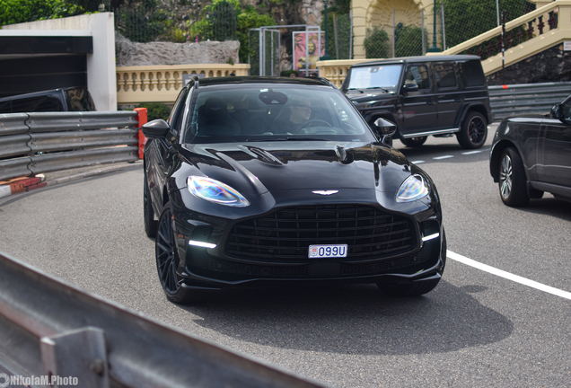 Aston Martin DBX707