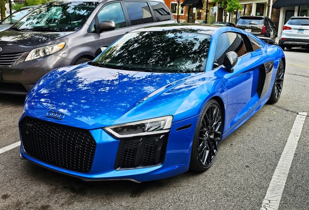 Audi R8 V10 Plus 2015