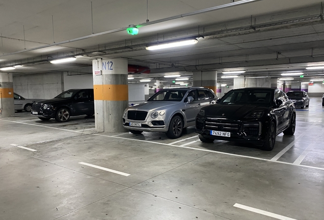 Bentley Bentayga V8