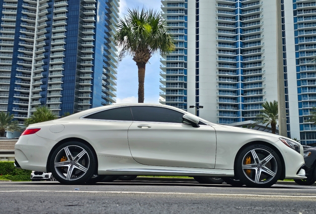 Mercedes-AMG S 63 Coupé C217