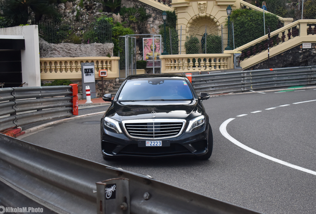 Mercedes-AMG S 63 V222