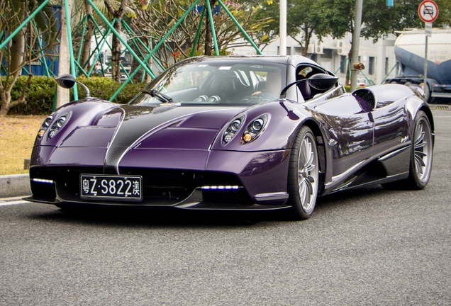 Pagani Huayra Roadster