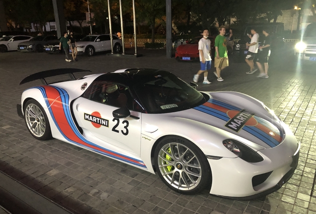 Porsche 918 Spyder Weissach Package