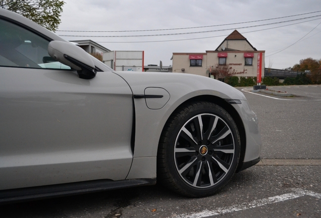 Porsche Taycan Turbo S