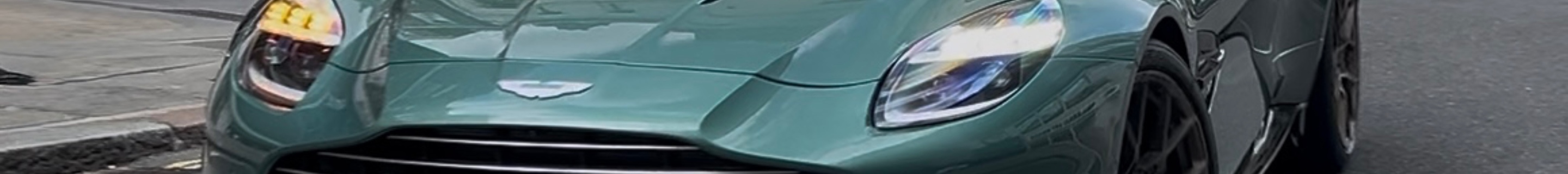 Aston Martin Vanquish 2025