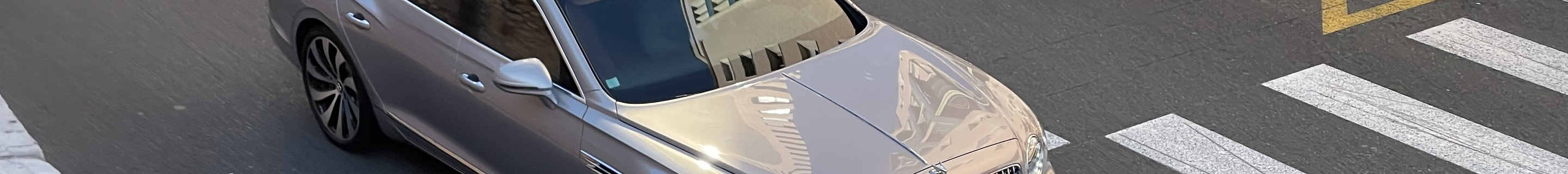 Bentley Flying Spur V8 2021