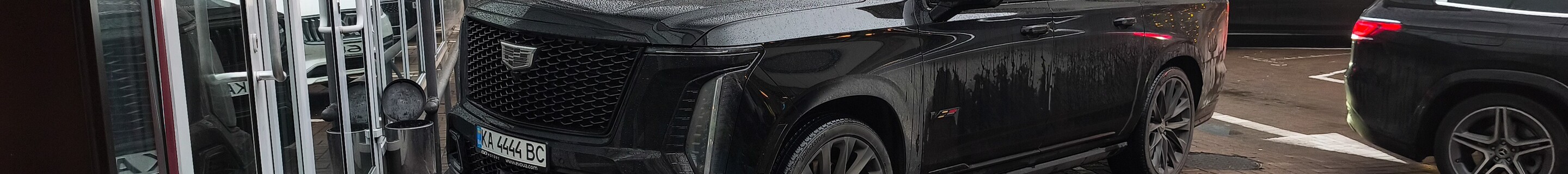 Cadillac Escalade-V ESV 2025