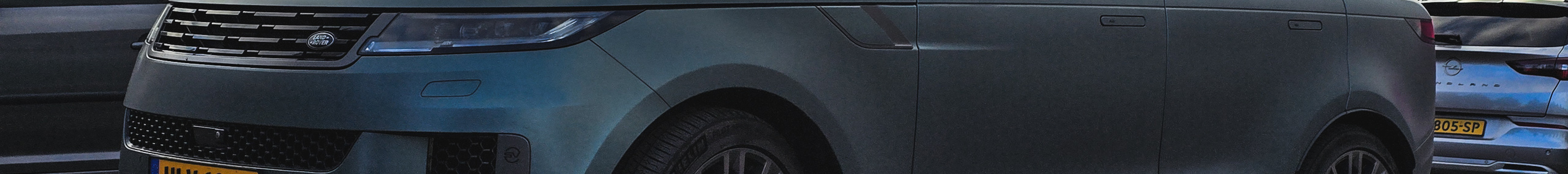 Range Rover Sport SV 2025 Celestial Collection