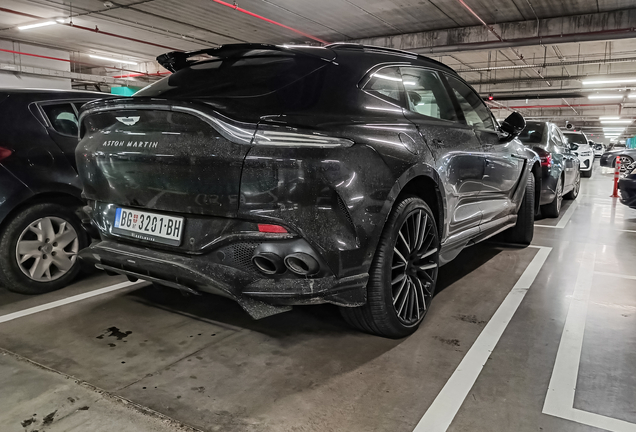 Aston Martin DBX707