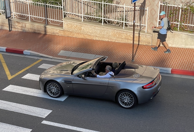Aston Martin V8 Vantage Roadster