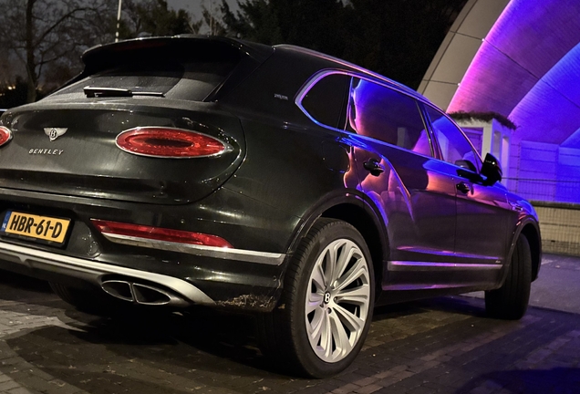 Bentley Bentayga Azure EWB First Edition