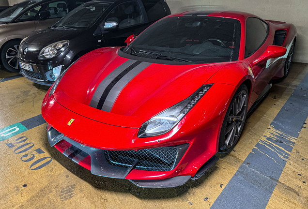 Ferrari 488 Pista
