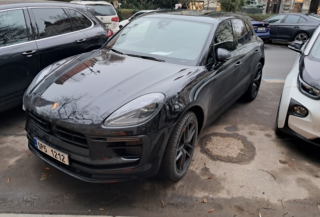 Porsche 95B Macan GTS MkIII