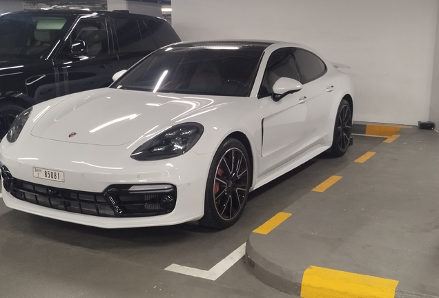 Porsche 971 Panamera Turbo MkI