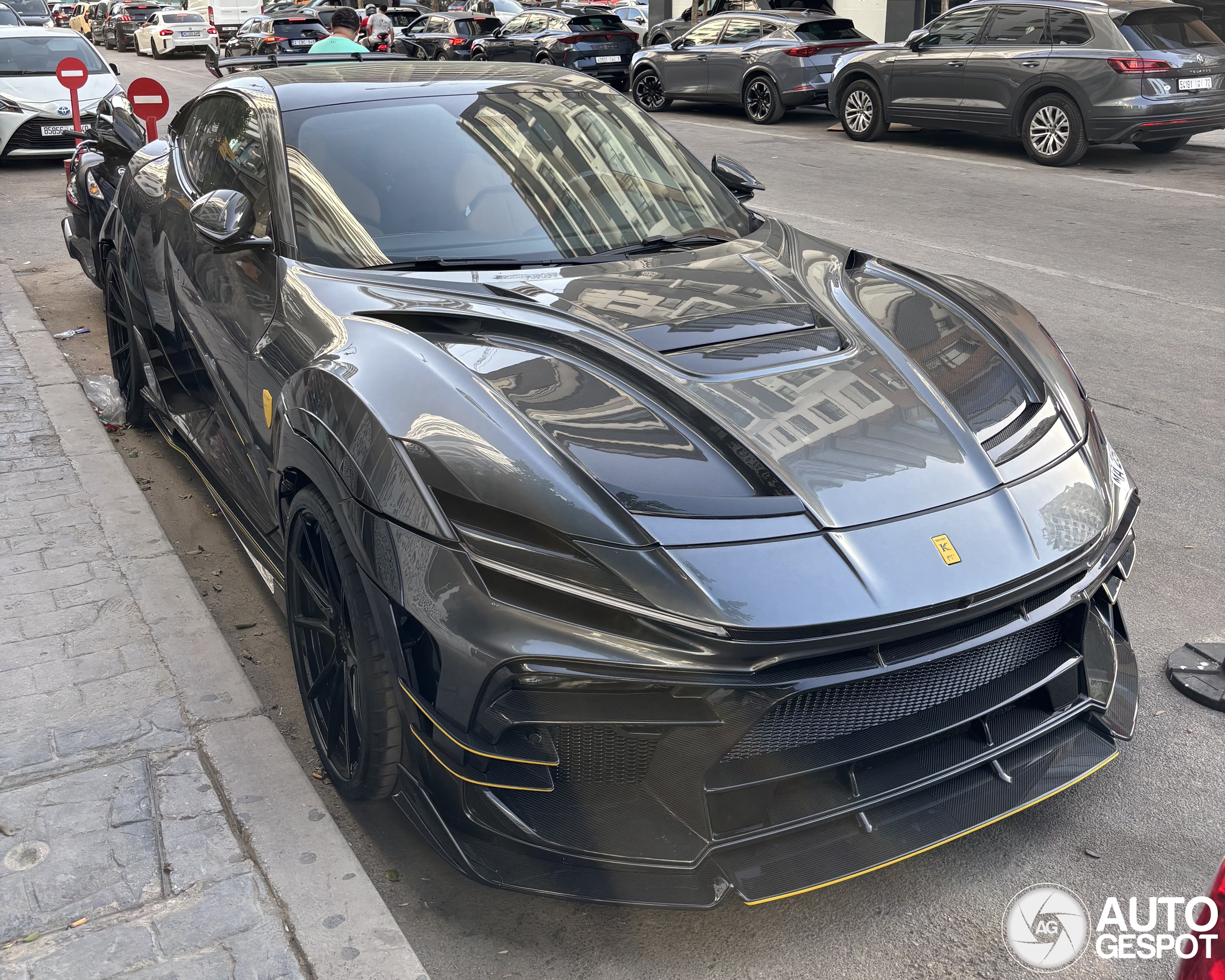 Ferrari Purosangue met Keyvany‑logo’s: wat zou Maranello hiervan vinden?