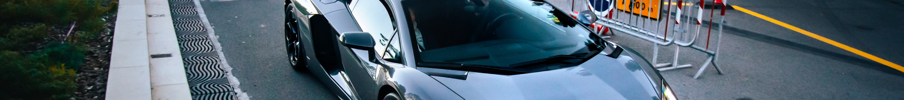 Lamborghini Aventador LP700-4