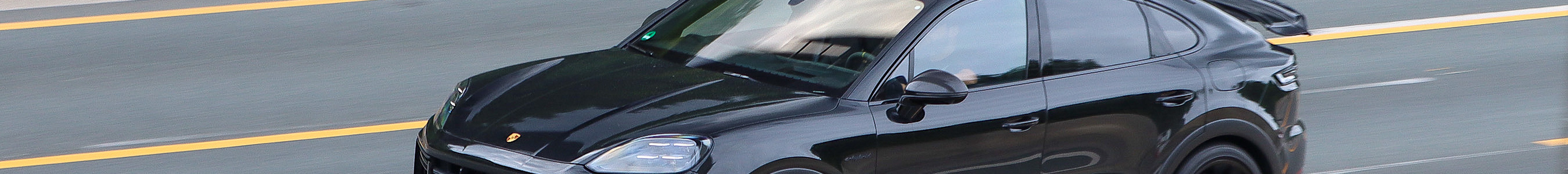 Porsche Cayenne Coupé Turbo E-Hybrid