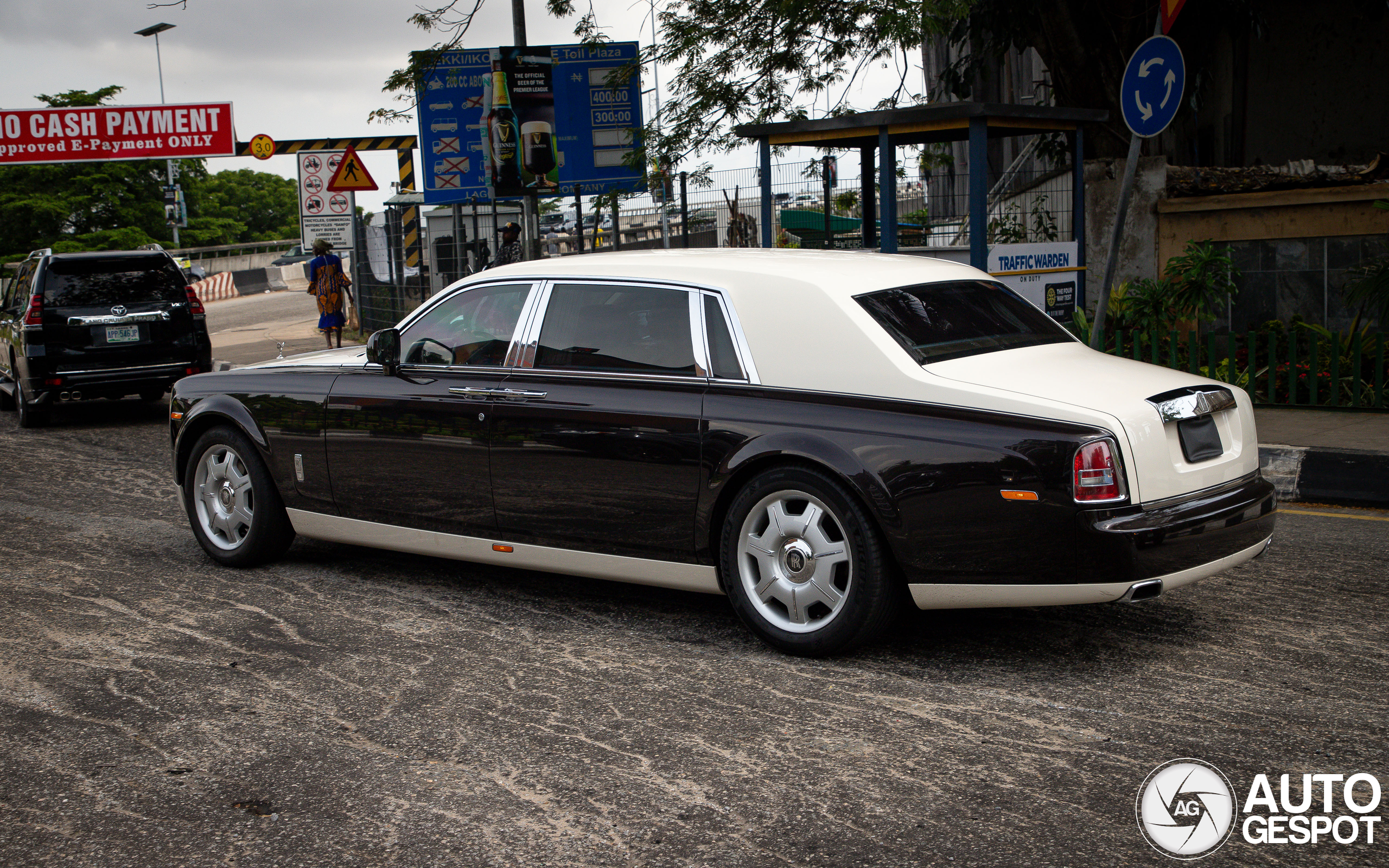 2x Rolls-Royce Phantom in Nigeria