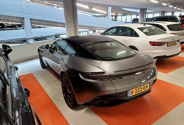 Aston Martin DB11 V8