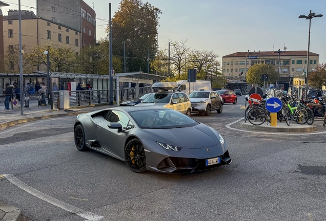 Lamborghini Huracán LP640-4 EVO