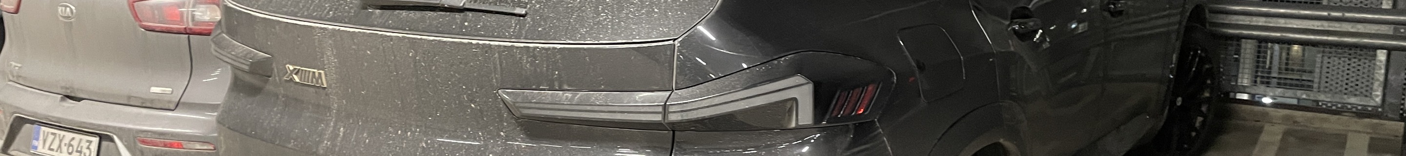 BMW XM G09