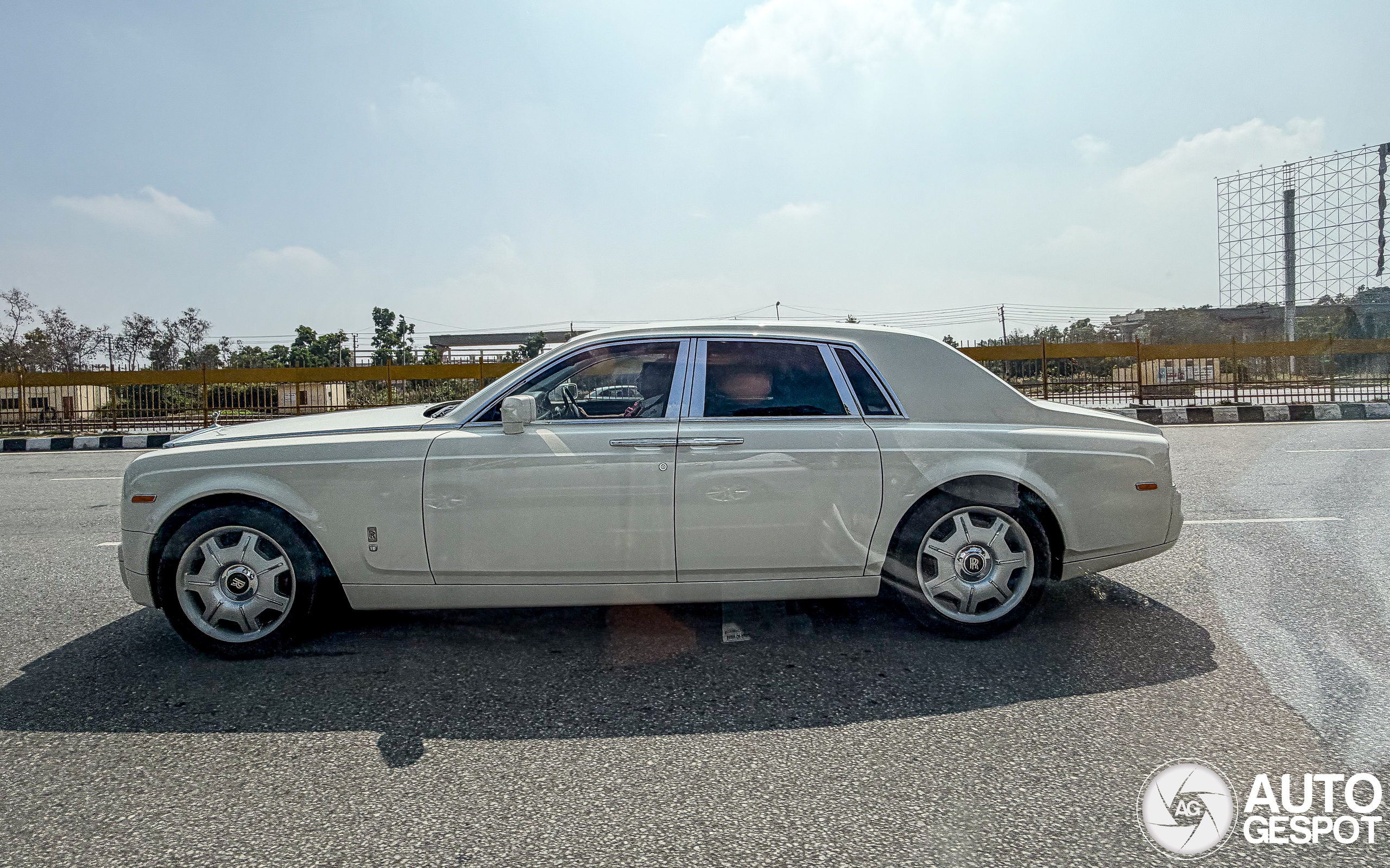 Cream-White Rolls-Royce Phantom in India