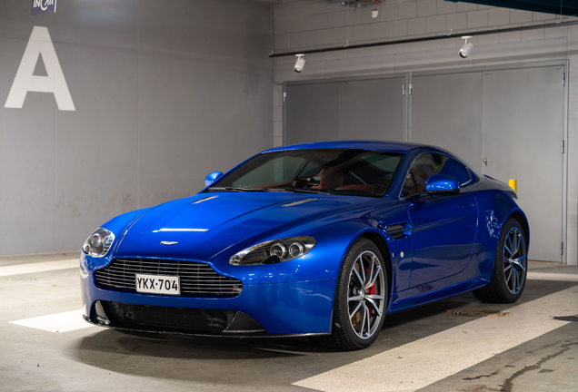 Aston Martin V8 Vantage S
