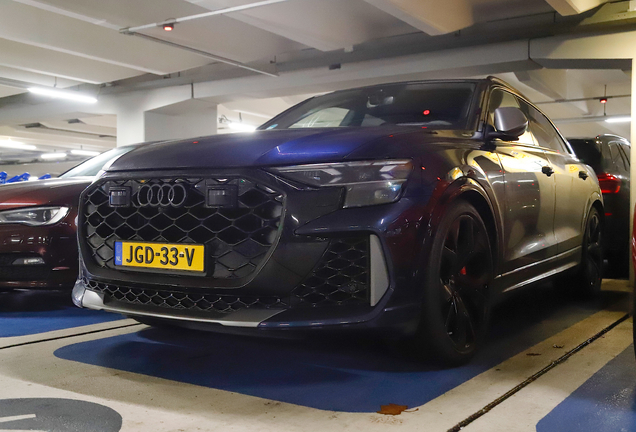 Audi RS Q8 2024