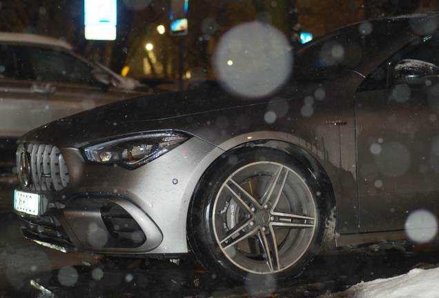 Mercedes-AMG CLA 45 C118
