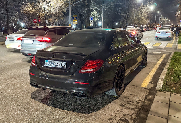 Mercedes-AMG E 63 S W213