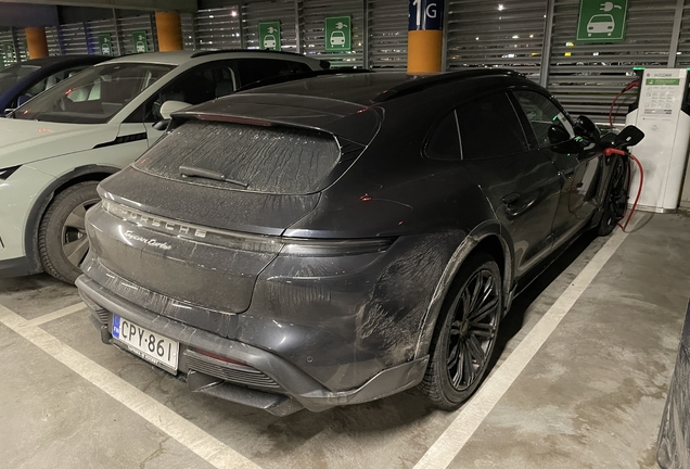 Porsche Taycan Turbo Cross Turismo