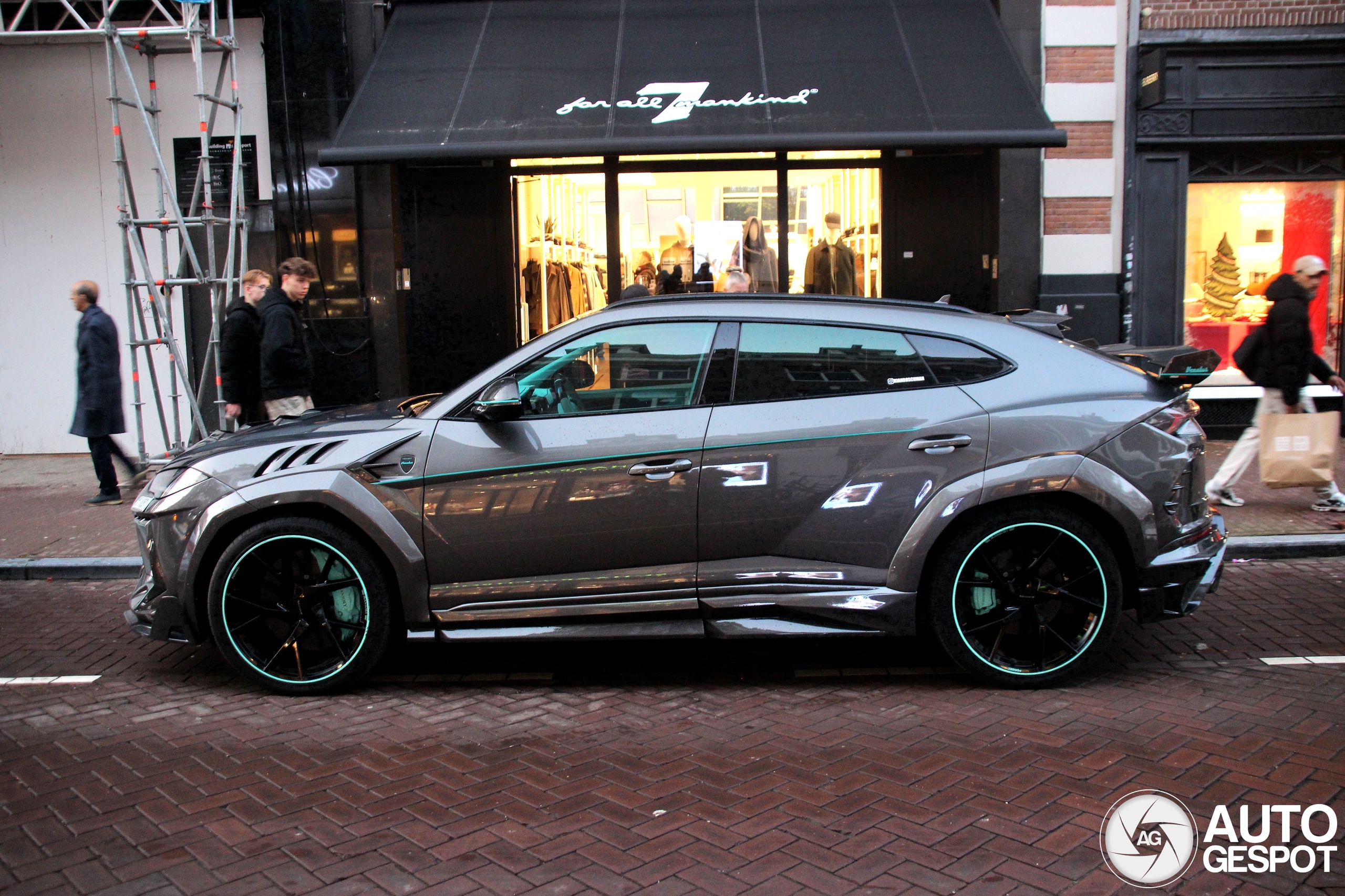 Lamborghini Urus met Mansory pakket