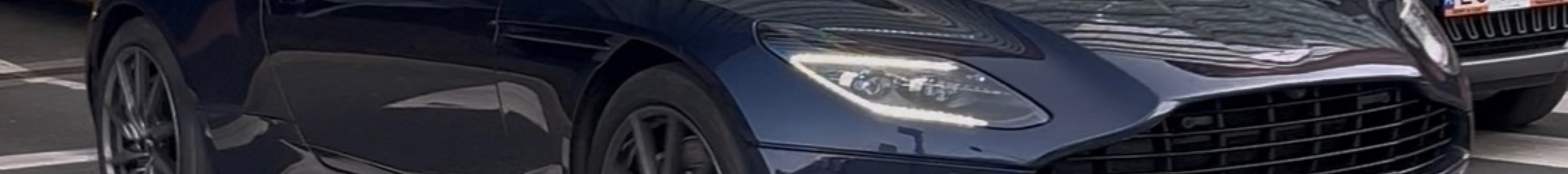 Aston Martin DB11 AMR