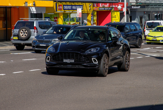Aston Martin DBX