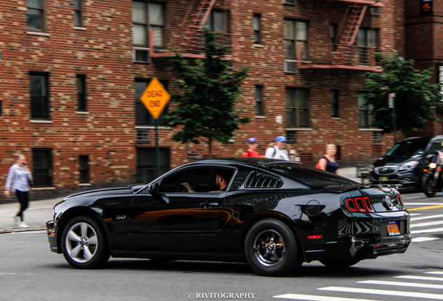 Ford Mustang GT 2013